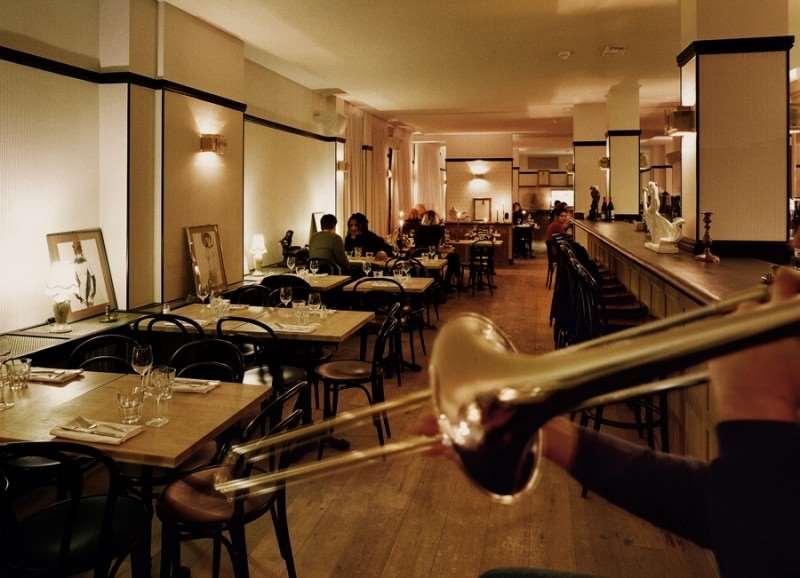 Saint-Gilles Latroupe Le Berger酒店 餐厅 照片